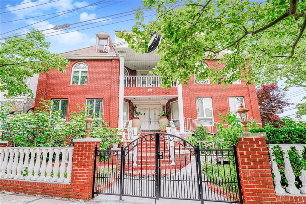 Photo of 38 Bassett Avenue, Brooklyn, NY 11234 (MLS # 493499)