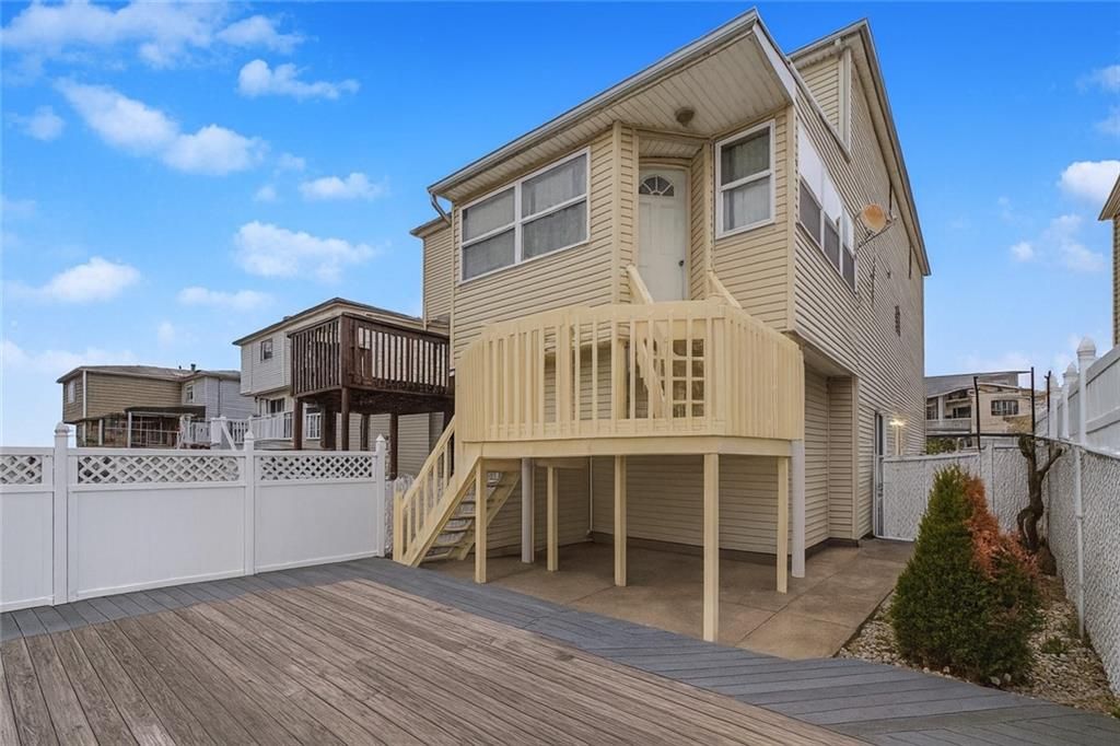 Photo of 44 Longdale Street, Staten Island, NY 10314 (MLS # 497541)