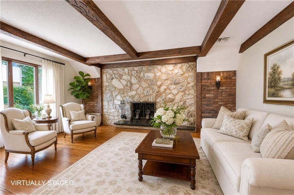 Photo of 3877 Hylan Boulevard, Staten Island, NY 10308 (MLS # 504012)