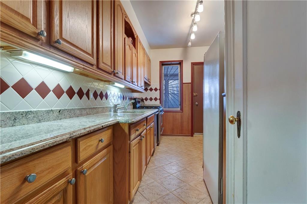 2117 38th Street, Brooklyn, New York image 10