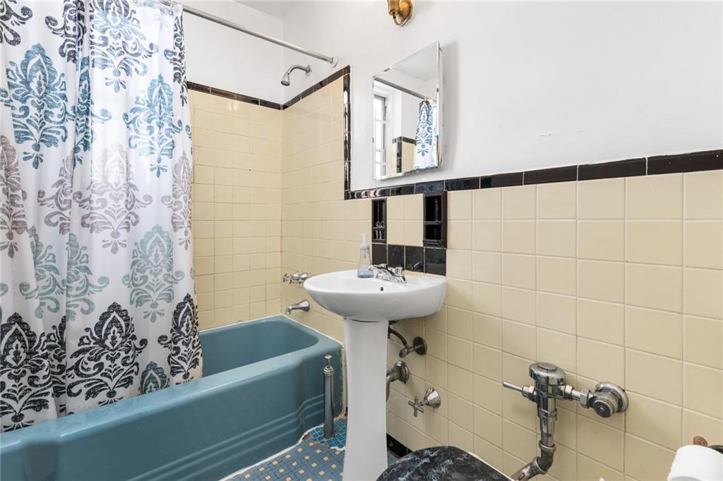 2265 Ocean Pkwy Court #5G, Brooklyn, New York image 12
