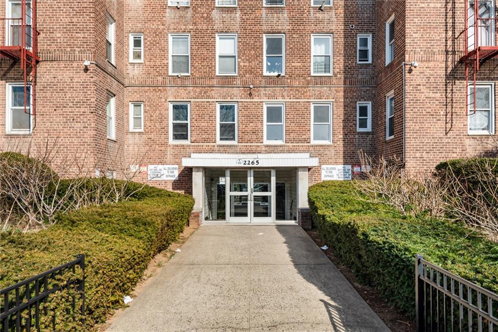 2265 Ocean Pkwy Court #5G, Brooklyn, New York image 2