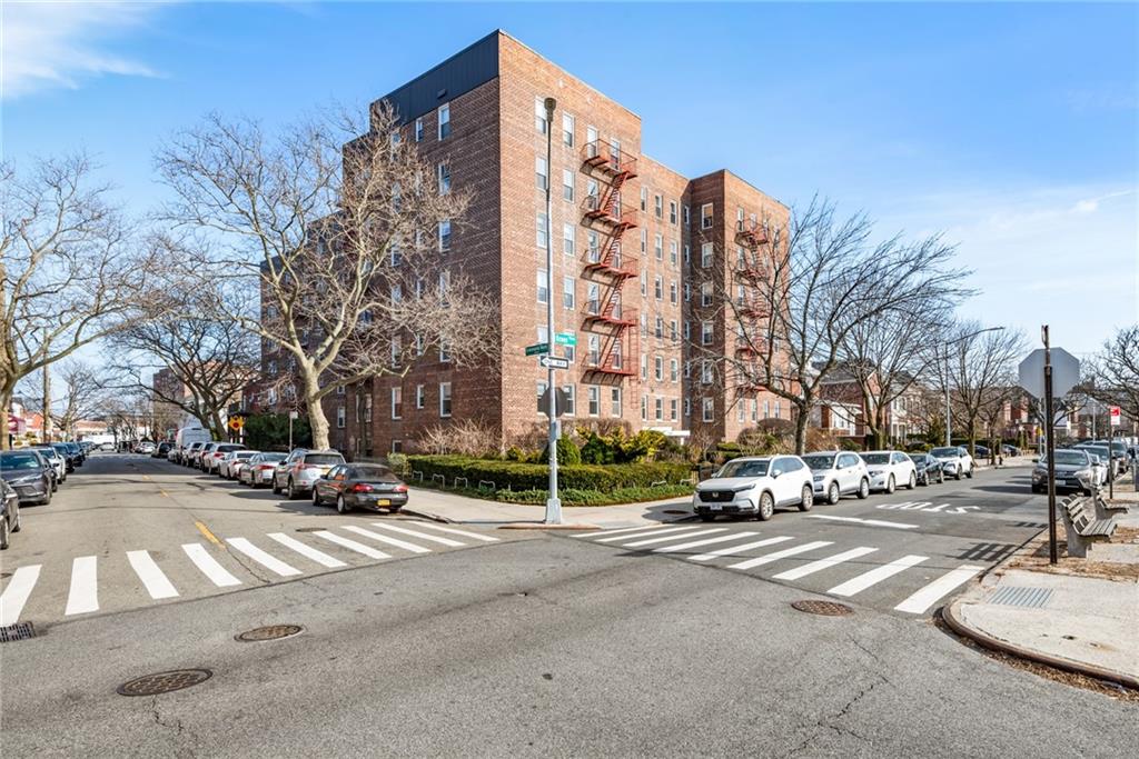 2265 Ocean Pkwy Court #5G, Brooklyn, New York image 1