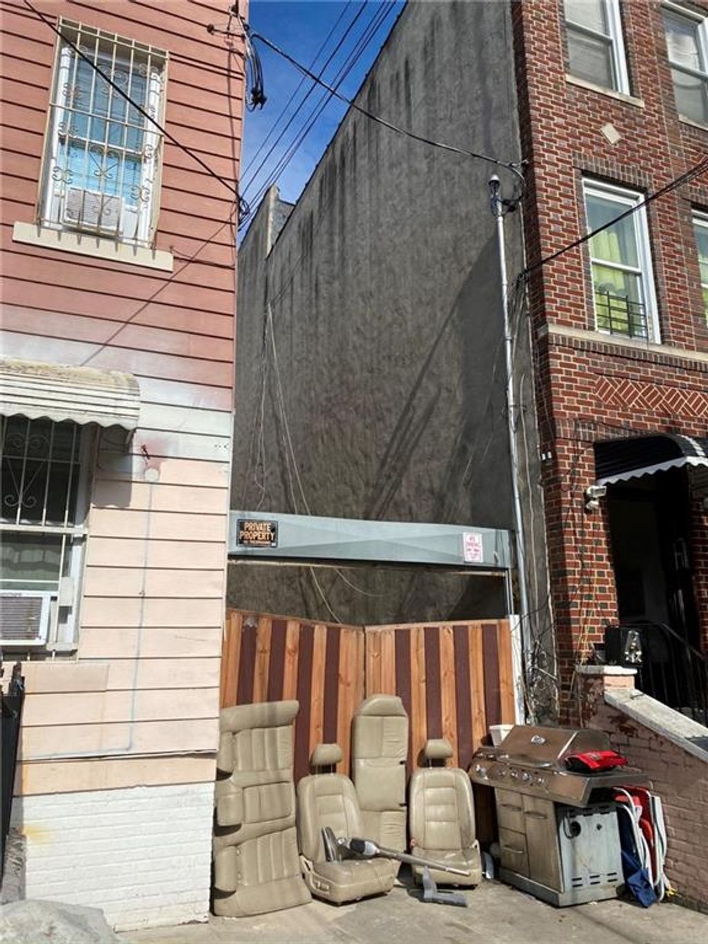 Photo of 321 Milford Street, Brooklyn, NY 11208 (MLS # 498621)