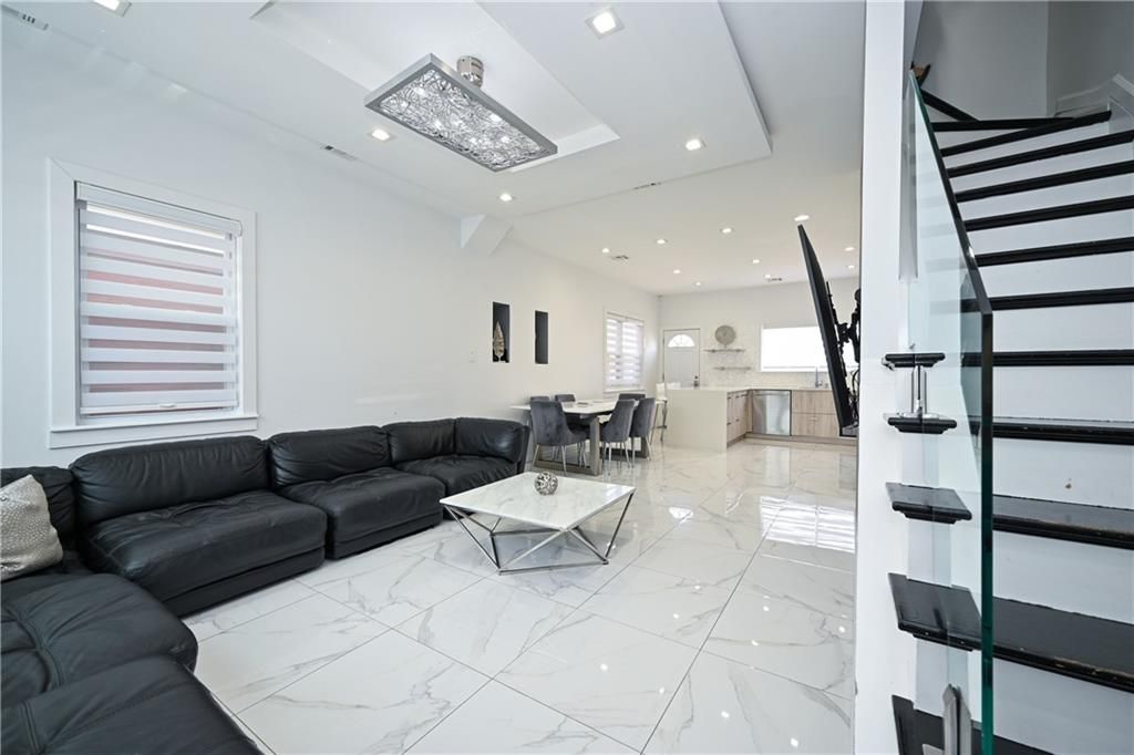 Photo of 33 Kings Place, Brooklyn, NY 11223 (MLS # 500056)