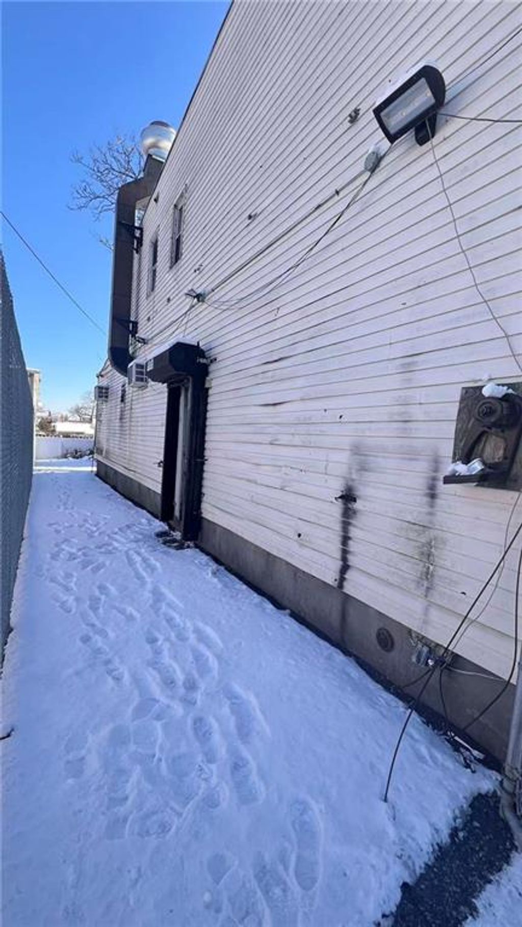 Photo of 147-07 Guy R Brewery Boulevard, Queens, NY 11434 (MLS # 497912)