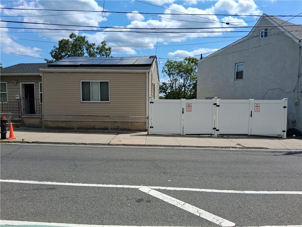 483 Van Duzer Street, Staten  Island, New York image 1