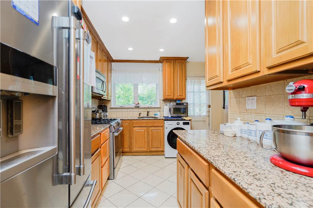 8946 15th Avenue, Brooklyn, New York image 11