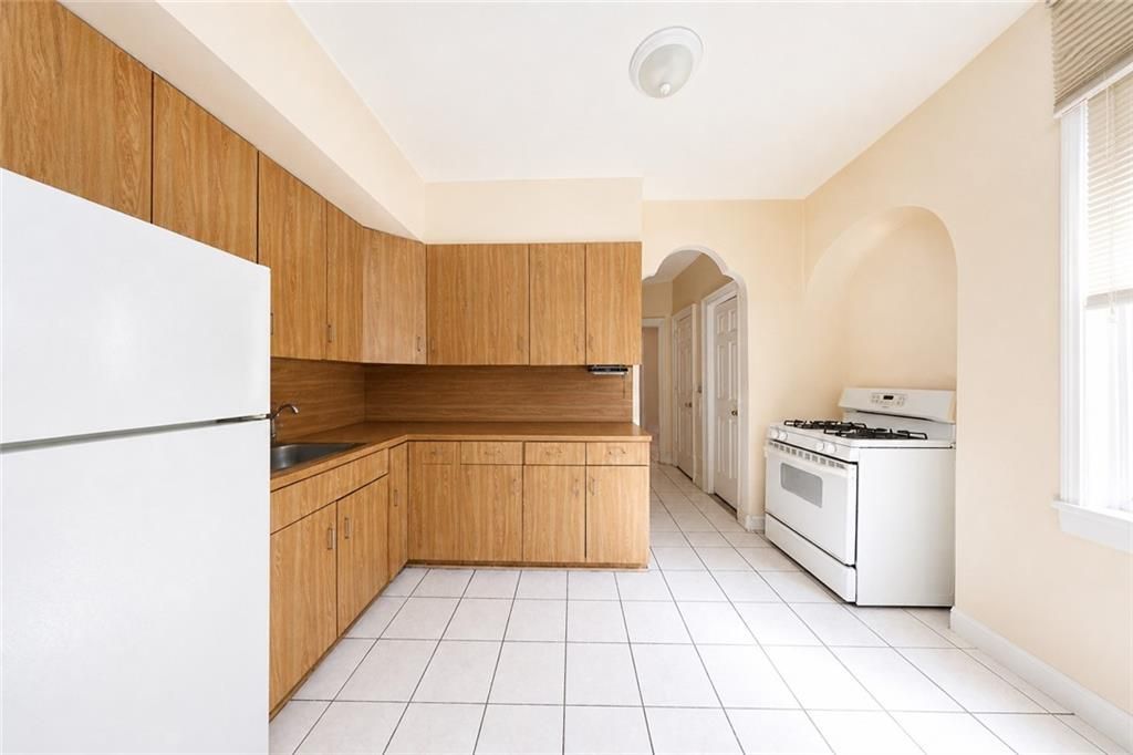 Photo of 251 Avenue P, Brooklyn, NY 11204 (MLS # 501020)