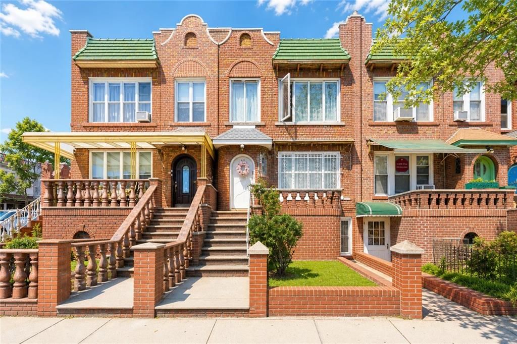 Photo of 251 Avenue P, Brooklyn, NY 11204 (MLS # 501020)