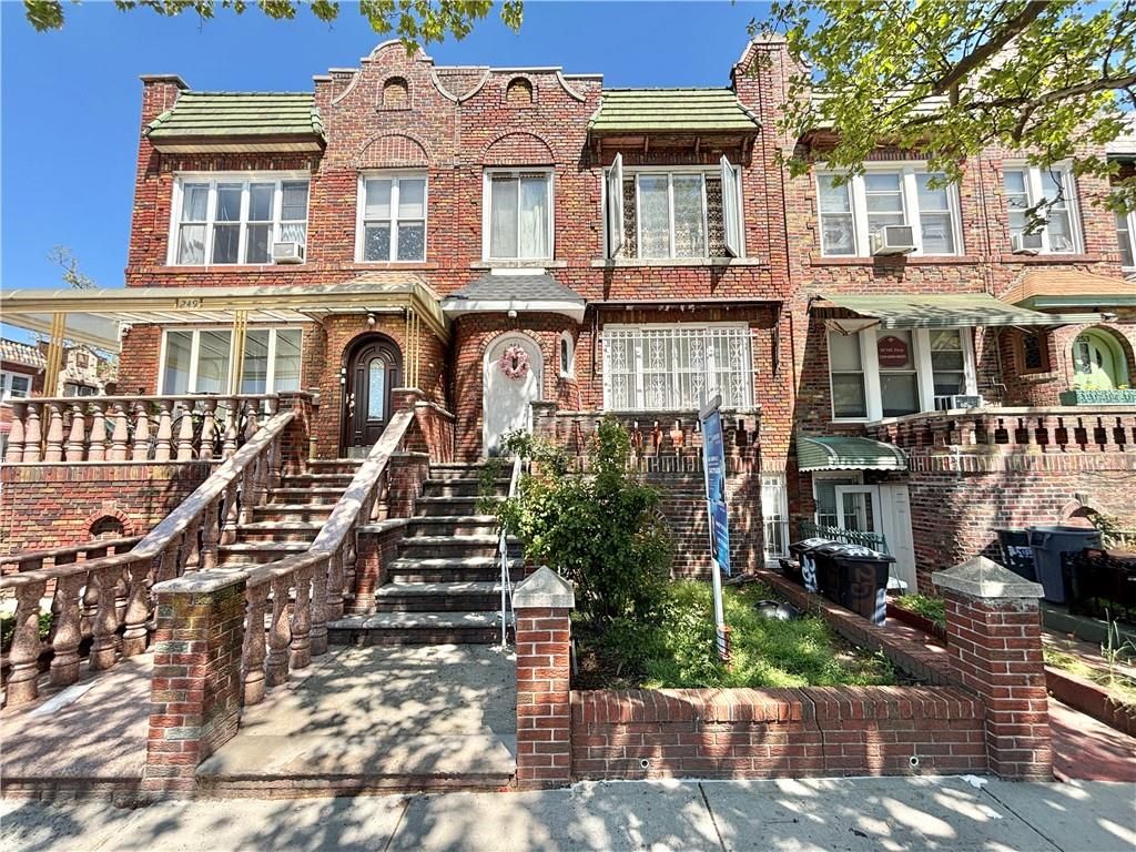 Photo of 251 Avenue P, Brooklyn, NY 11204 (MLS # 501020)