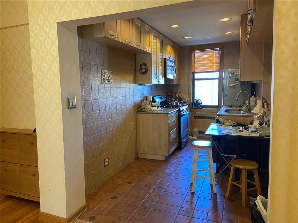 7259 Shore Road #2K, Brooklyn, New York image 14