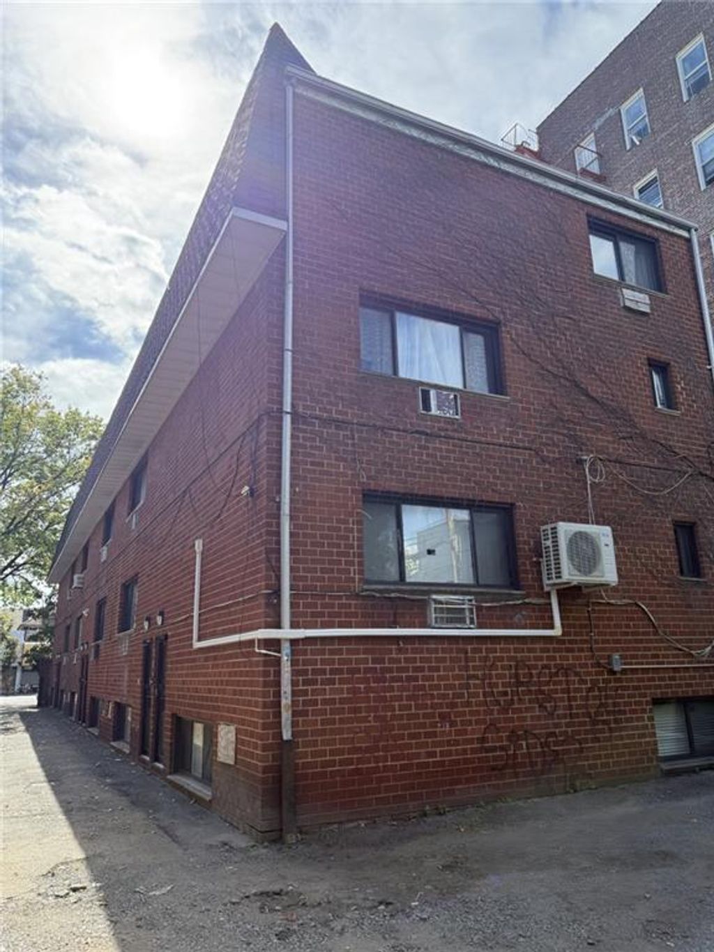 Photo of 463 Avenue P, Brooklyn, NY 11223 (MLS # 497241)