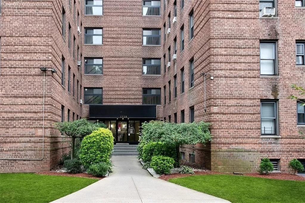 Photo of 2229 Knapp Street #5D, Brooklyn, NY 11229 (MLS # 497550)