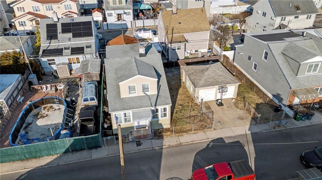 Photo of 32 Dictum Court, Brooklyn, NY 11229 (MLS # 500354)