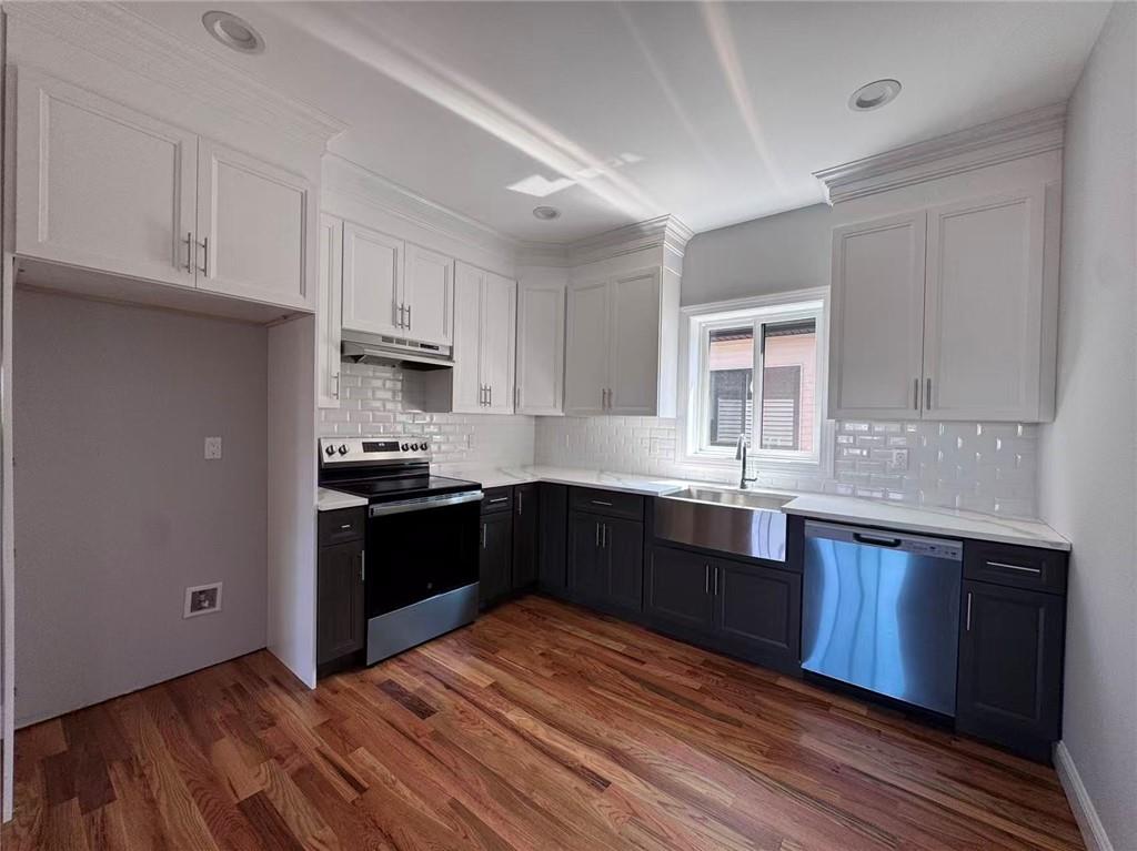 Photo of 260 Armstrong Avenue, Staten Island, NY 10308 (MLS # 504847)