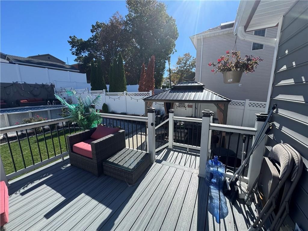 Photo of 179 Mountainview Avenue, Staten Island, NY 10314 (MLS # 496648)