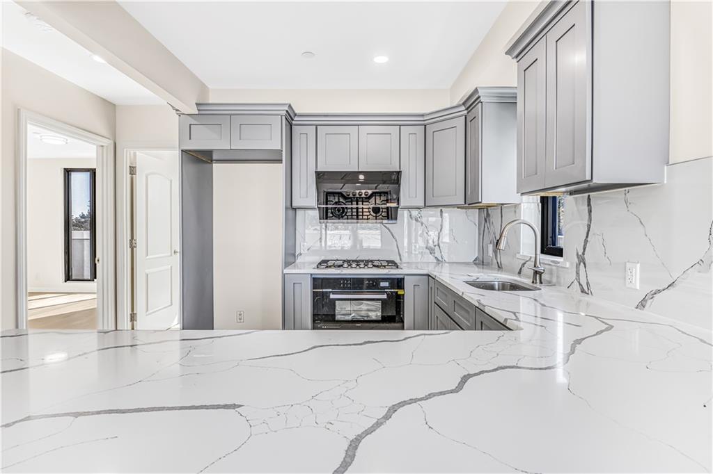 207 Bay 35th Street #2A, Brooklyn, New York image 6