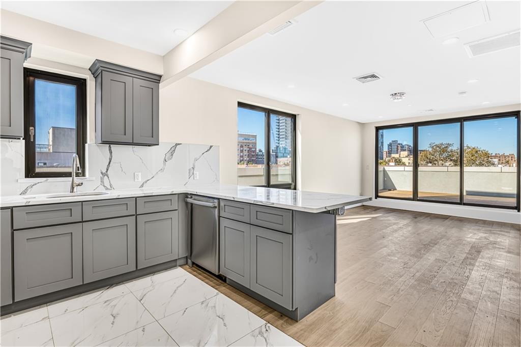 207 Bay 35th Street #2A, Brooklyn, New York image 9