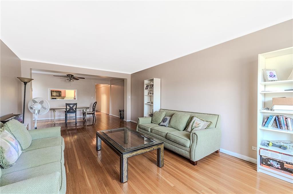 Photo of 902 Ocean Parkway #3F, Brooklyn, NY 11230 (MLS # 504434)
