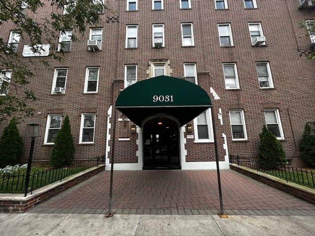 Photo of 9031 Fort Hamilton Parkway #2B, Brooklyn, NY 11209 (MLS # 497291)