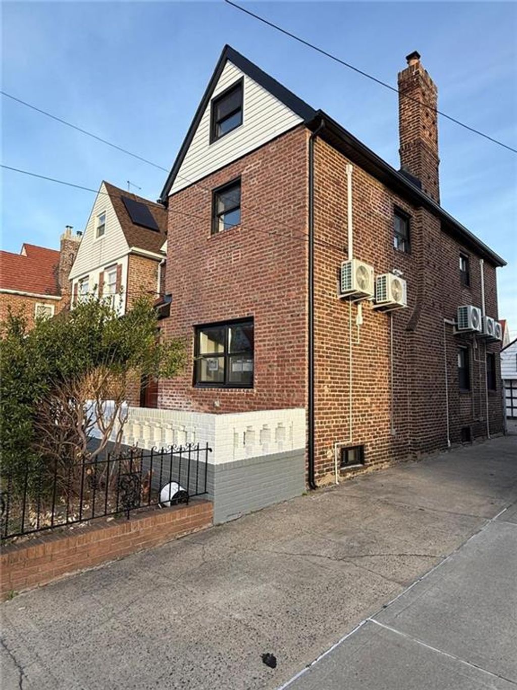 Photo of 131-25 227th Street, Laurelton, NY 11413 (MLS # 497677)