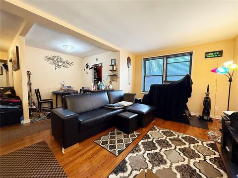 Homes For Sale - 3655 Shore Parkway #1D<br/> Brooklyn, NY 11235
