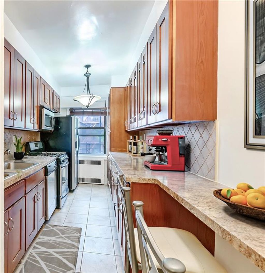Photo of 909 29th Street #3F, Brooklyn, NY 11210 (MLS # 496352)