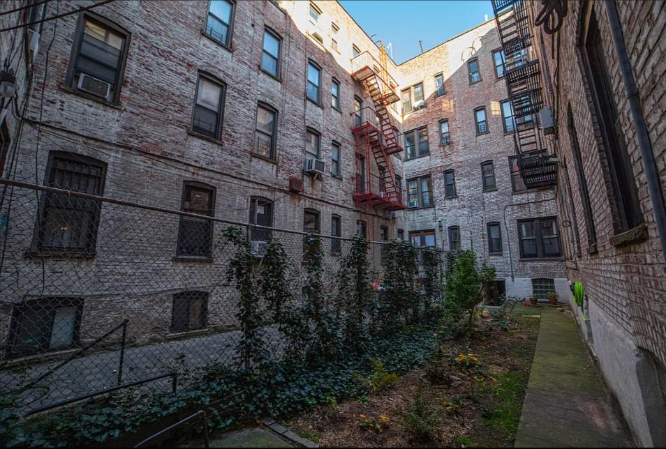 179 Ocean Parkway #3C, Brooklyn, New York image 5