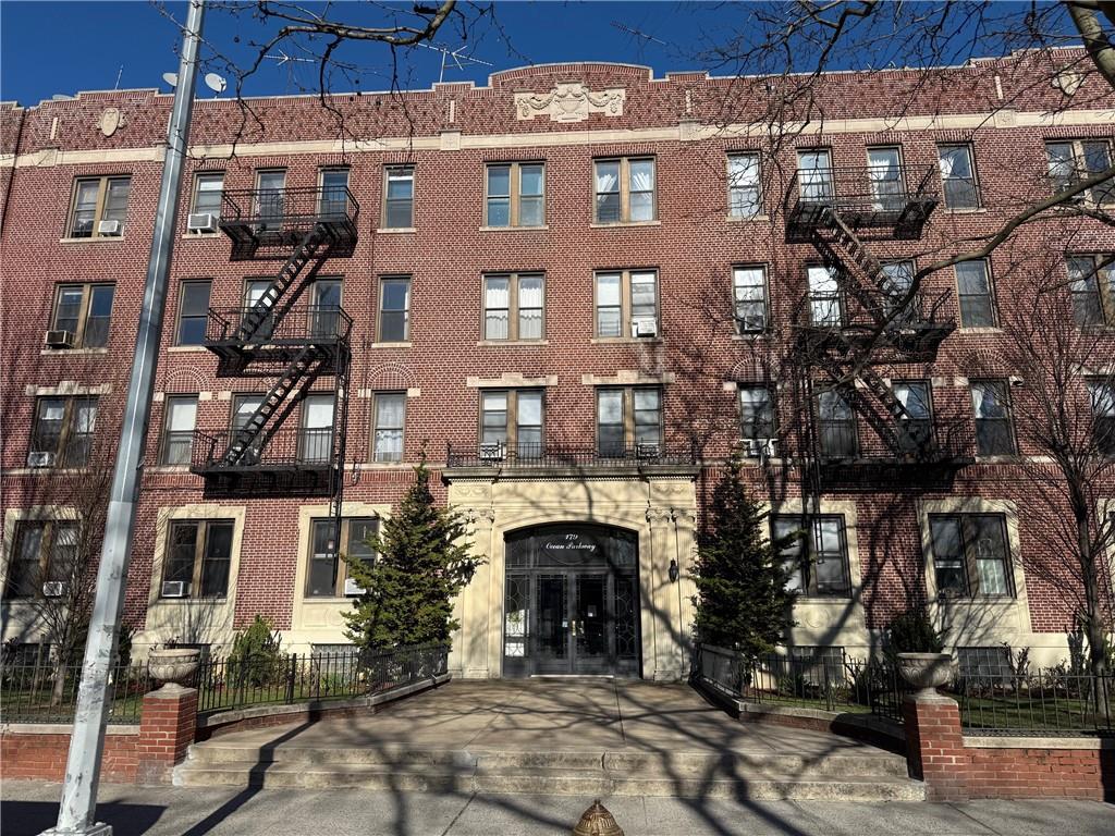 179 Ocean Parkway #3C, Brooklyn, New York image 1