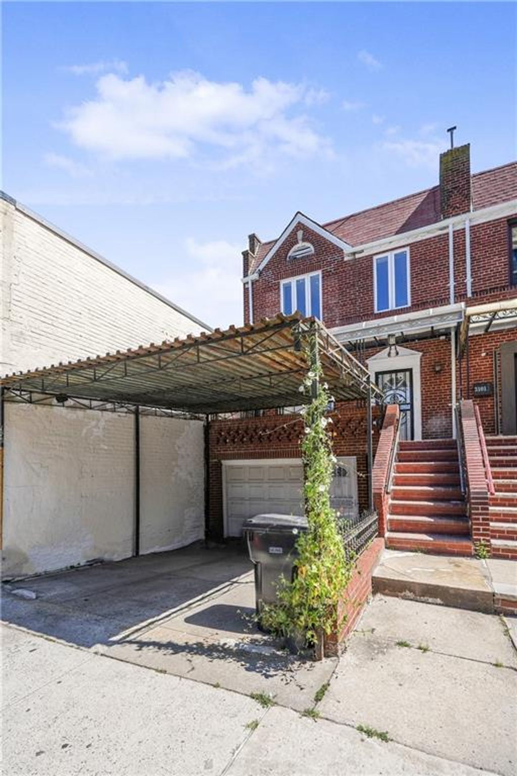 Photo of 3099 Brighton 1st Place, Brooklyn, NY 11235 (MLS # 497315)