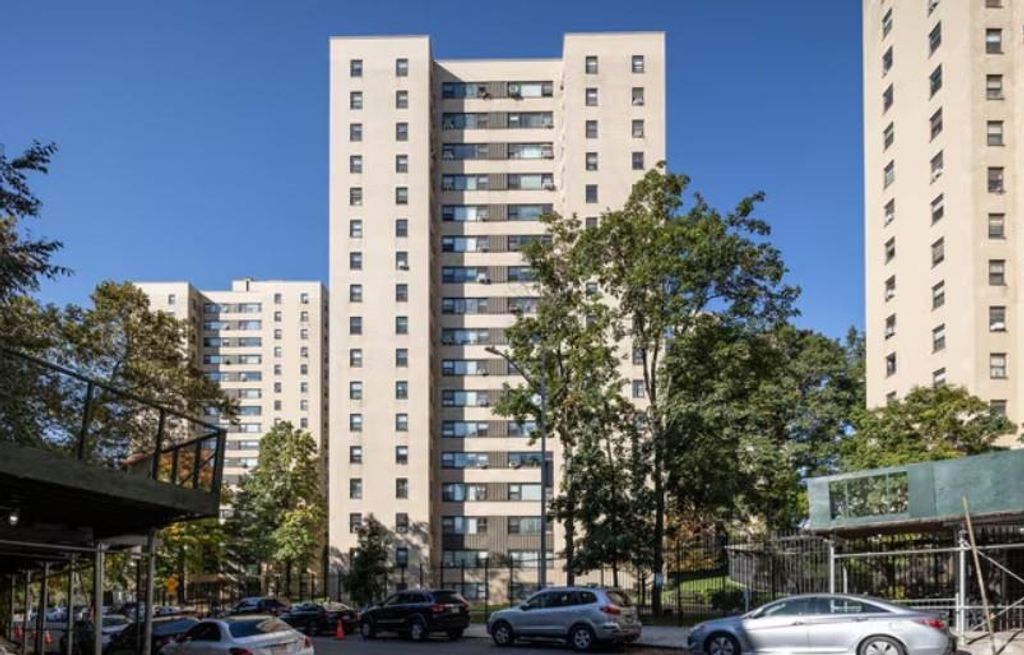 Photo of 2 Fordham Hill Oval Oval #12E, Bronx, NY 10468 (MLS # 497967)