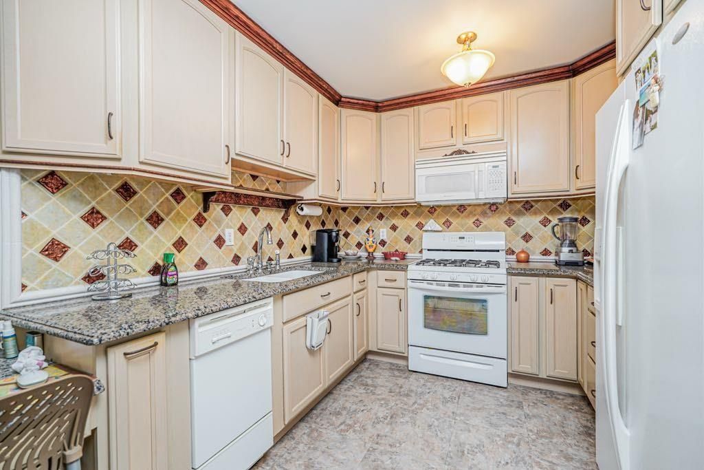 Photo of 2265 Gerritsen Avenue #5C, Brooklyn, NY 11229 (MLS # 501436)
