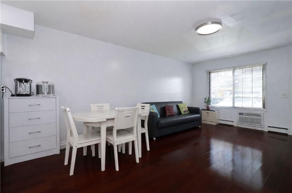 Photo of 31 Gardenia Lane #25, Staten Island, NY 10314 (MLS # 500448)