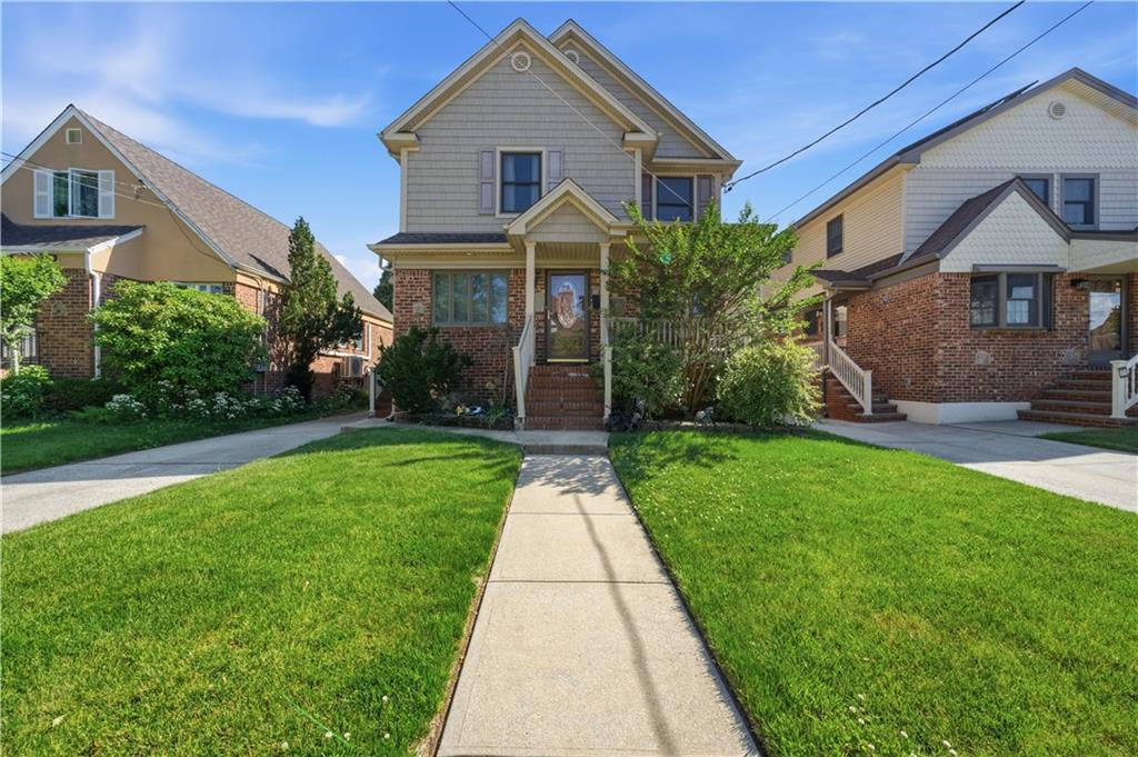 Photo of 64 Coventry Gdns GDNS, Lynbrook, NY 11563 (MLS # 502449)