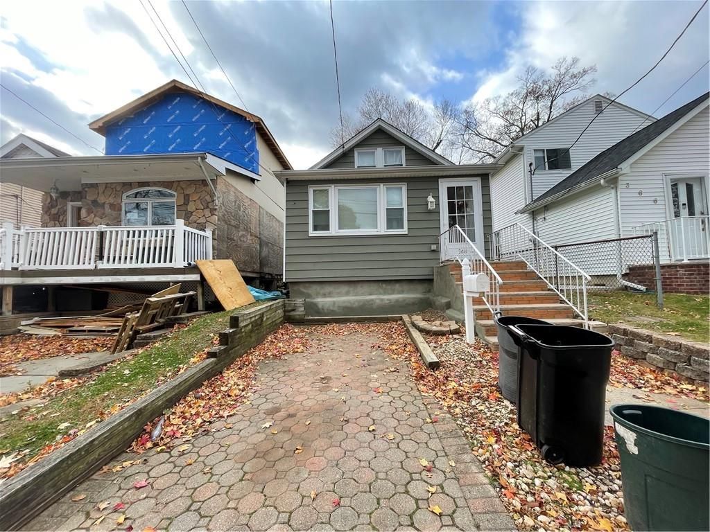 Photo of 368 Loretto Street, Staten Island, NY 10307 (MLS # 499249)