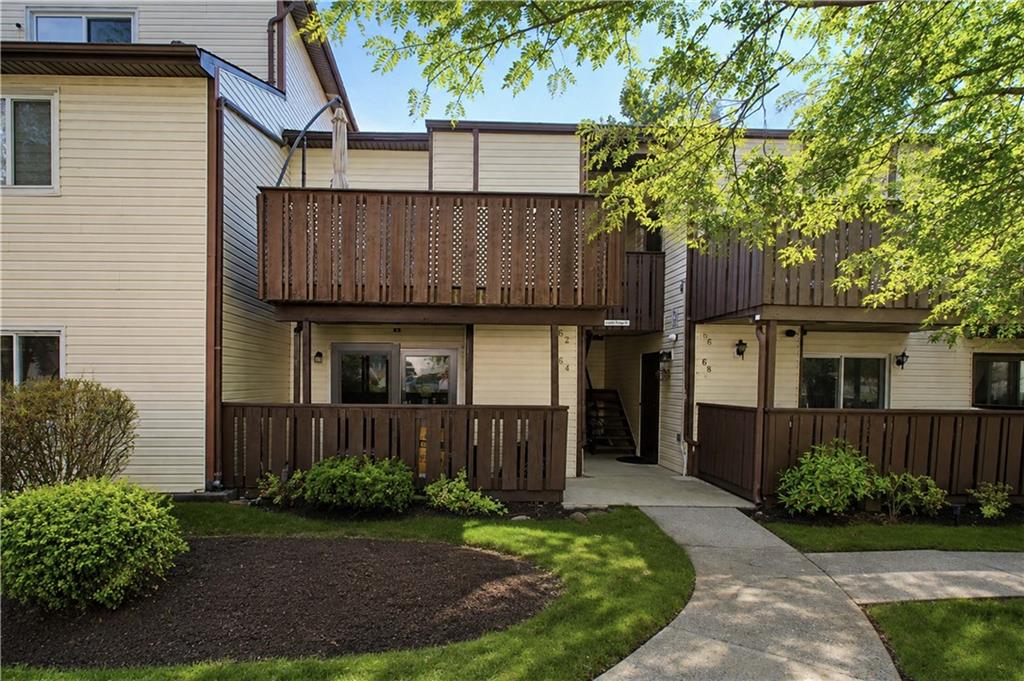 Photo of 64 Timber Ridge Drive #64, Staten Island, NY 10306 (MLS # 504747)
