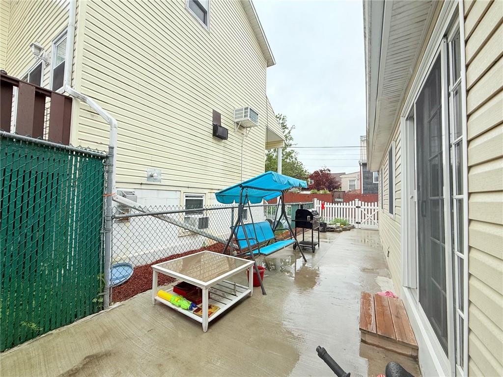 16 Landis Court, Brooklyn, New York image 18