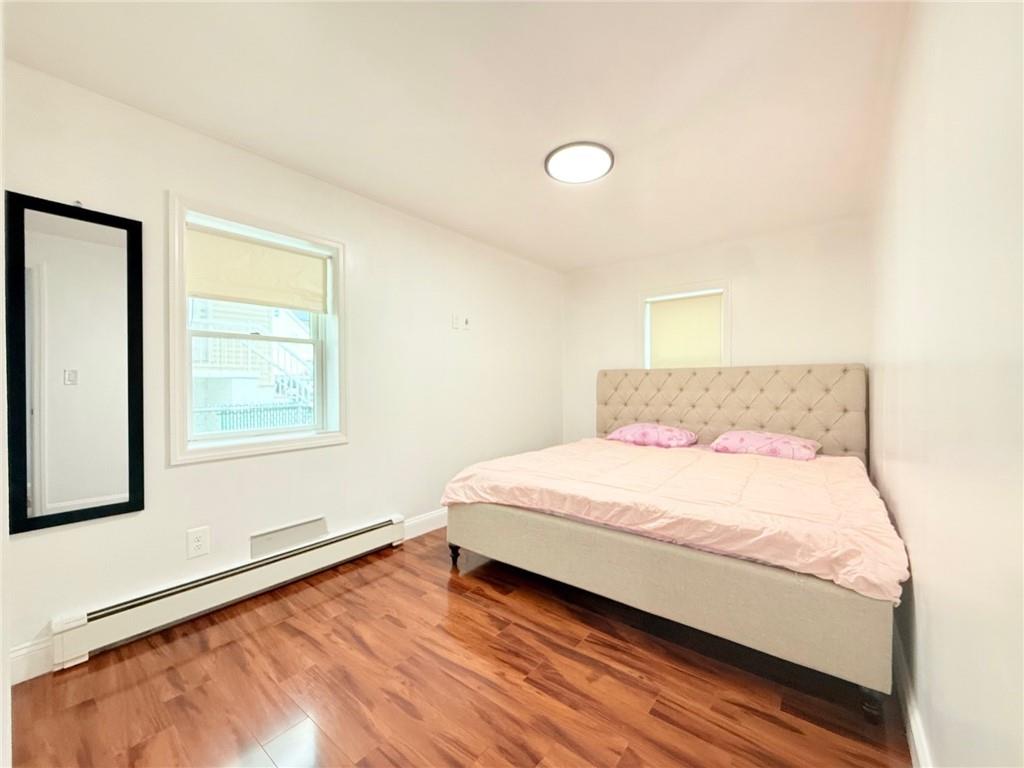 16 Landis Court, Brooklyn, New York image 8