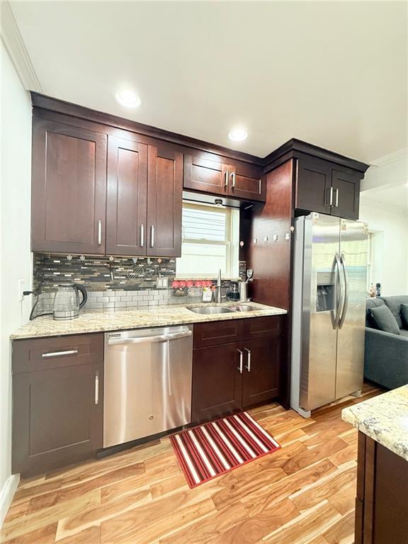 16 Landis Court, Brooklyn, New York image 13