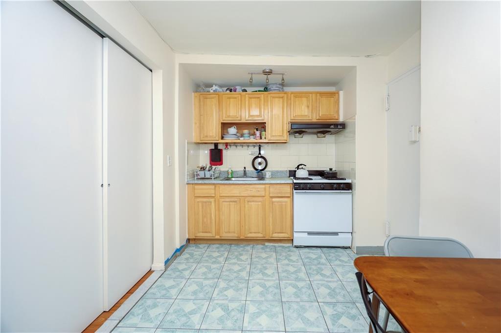 345 Webster Avenue #10, Brooklyn, New York image 3