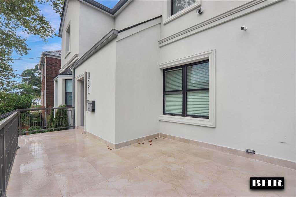 Photo of 190 Kensington Street, Brooklyn, NY 11235 (MLS # 503811)