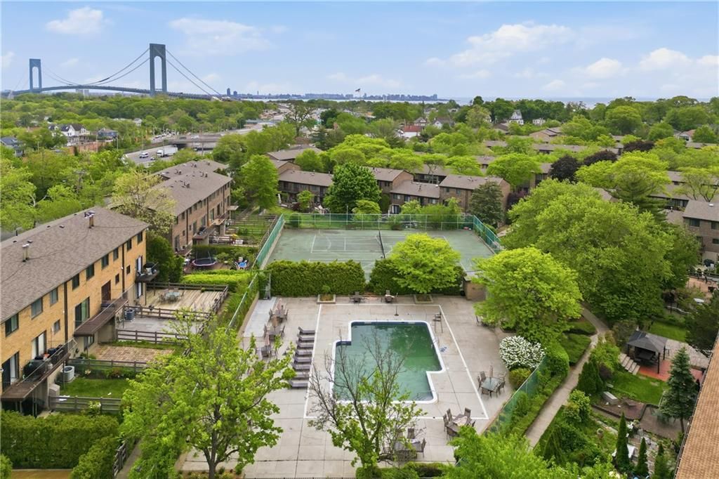 Photo of 340 Hillbrook Drive #340, Staten Island, NY 10305 (MLS # 501619)