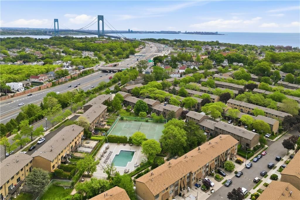 Photo of 340 Hillbrook Drive #340, Staten Island, NY 10305 (MLS # 501619)