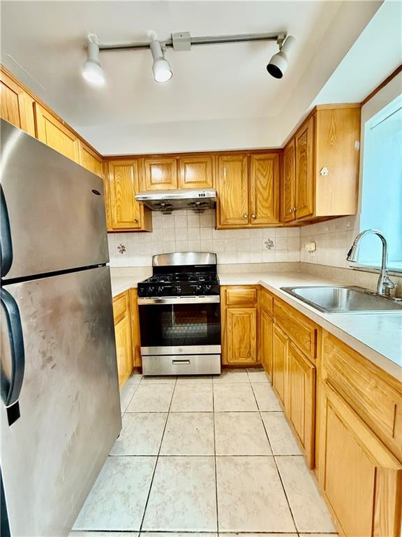 Photo of 1534 W 7TH Street #3B, Brooklyn, NY 11204 (MLS # 504922)