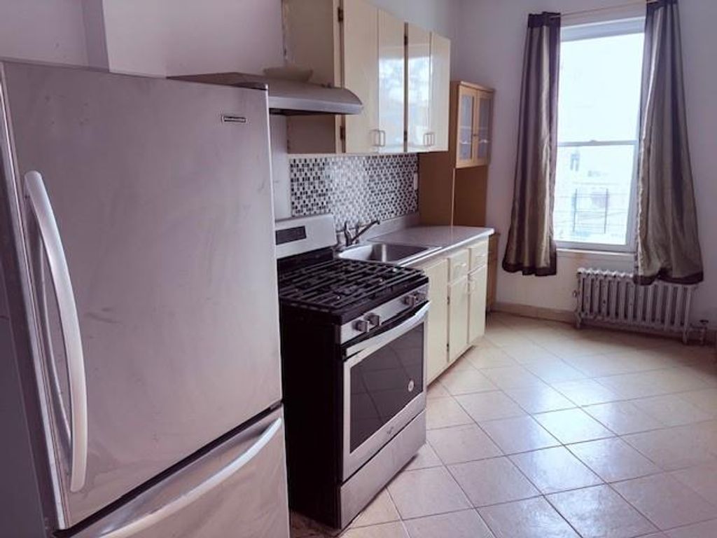 Photo of 60 Richmond Street, Brooklyn, NY 11208 (MLS # 499986)