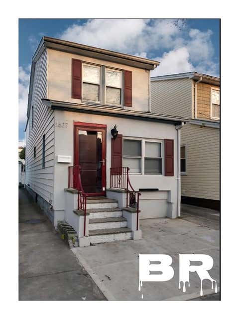 Homes For Sale - 1637 2nd Street<br/> Brooklyn, NY 11223