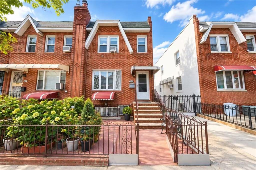 Photo of 1842 7 Street, Brooklyn, NY 11223 (MLS # 504487)