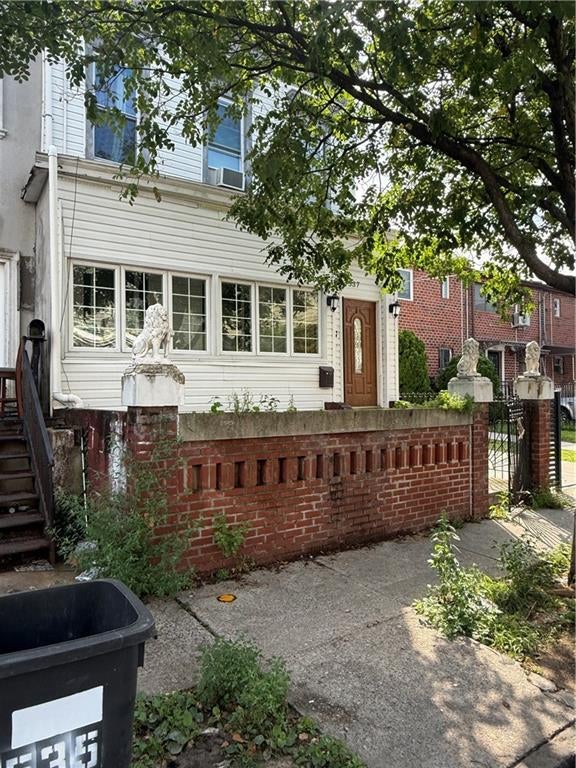 Photo of 537 Jerome Street, Brooklyn, NY 11207 (MLS # 504136)