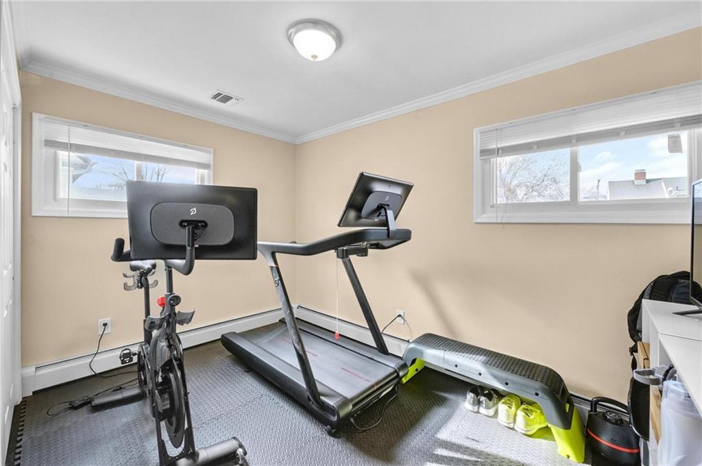 19 Sprucewood Drive, Levittown, New York image 20